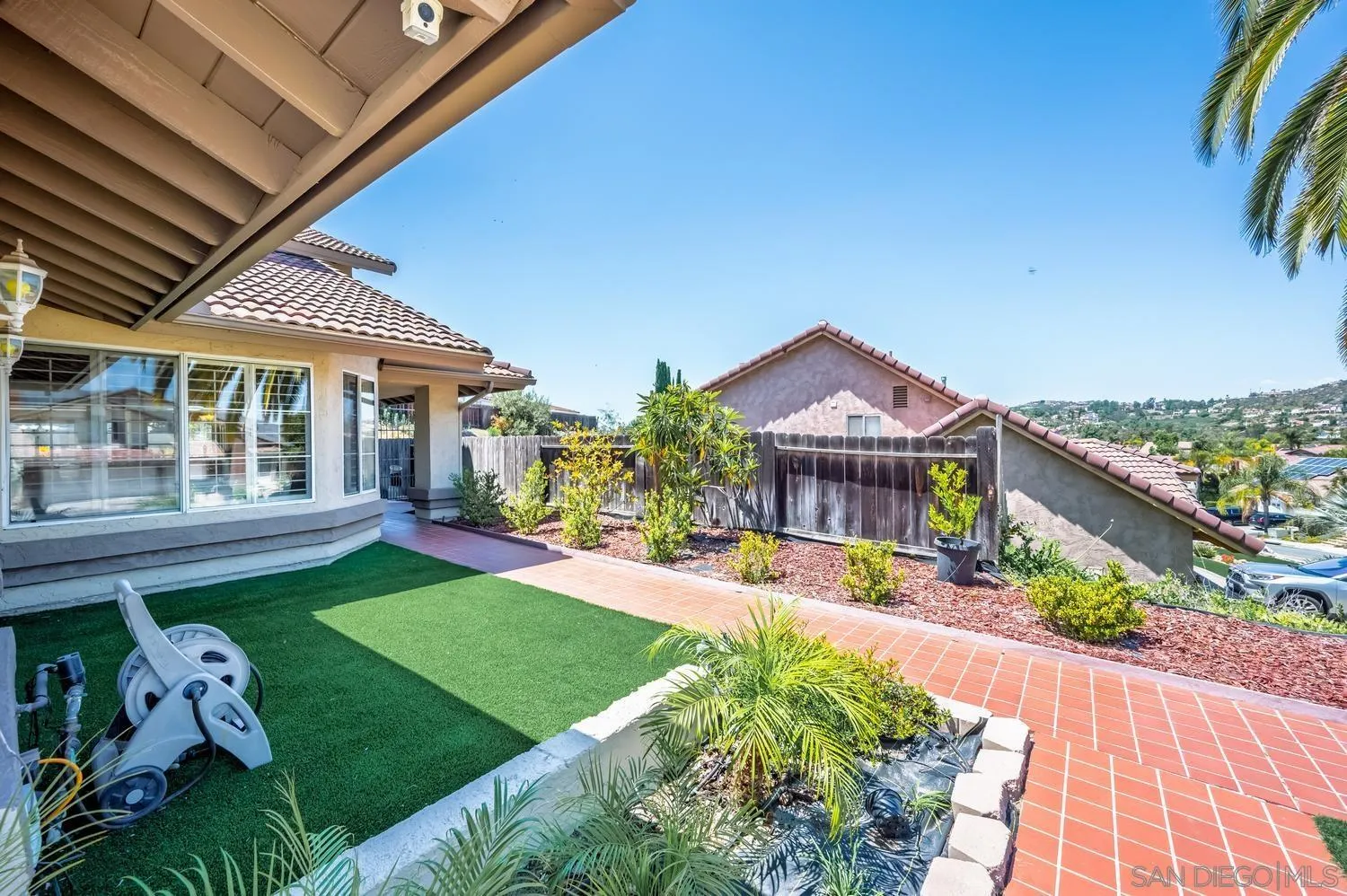 2651 Wind River Road El Cajon, CA 92019 - Photo 4 of 68