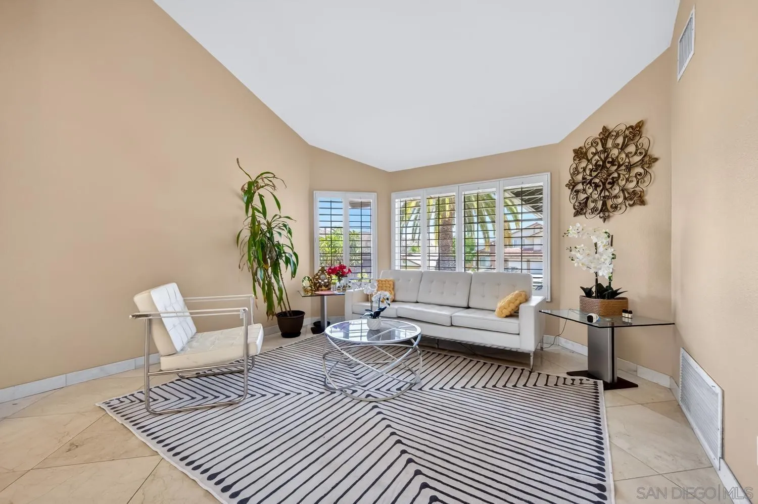 2651 Wind River Road El Cajon, CA 92019 - Photo 7 of 68