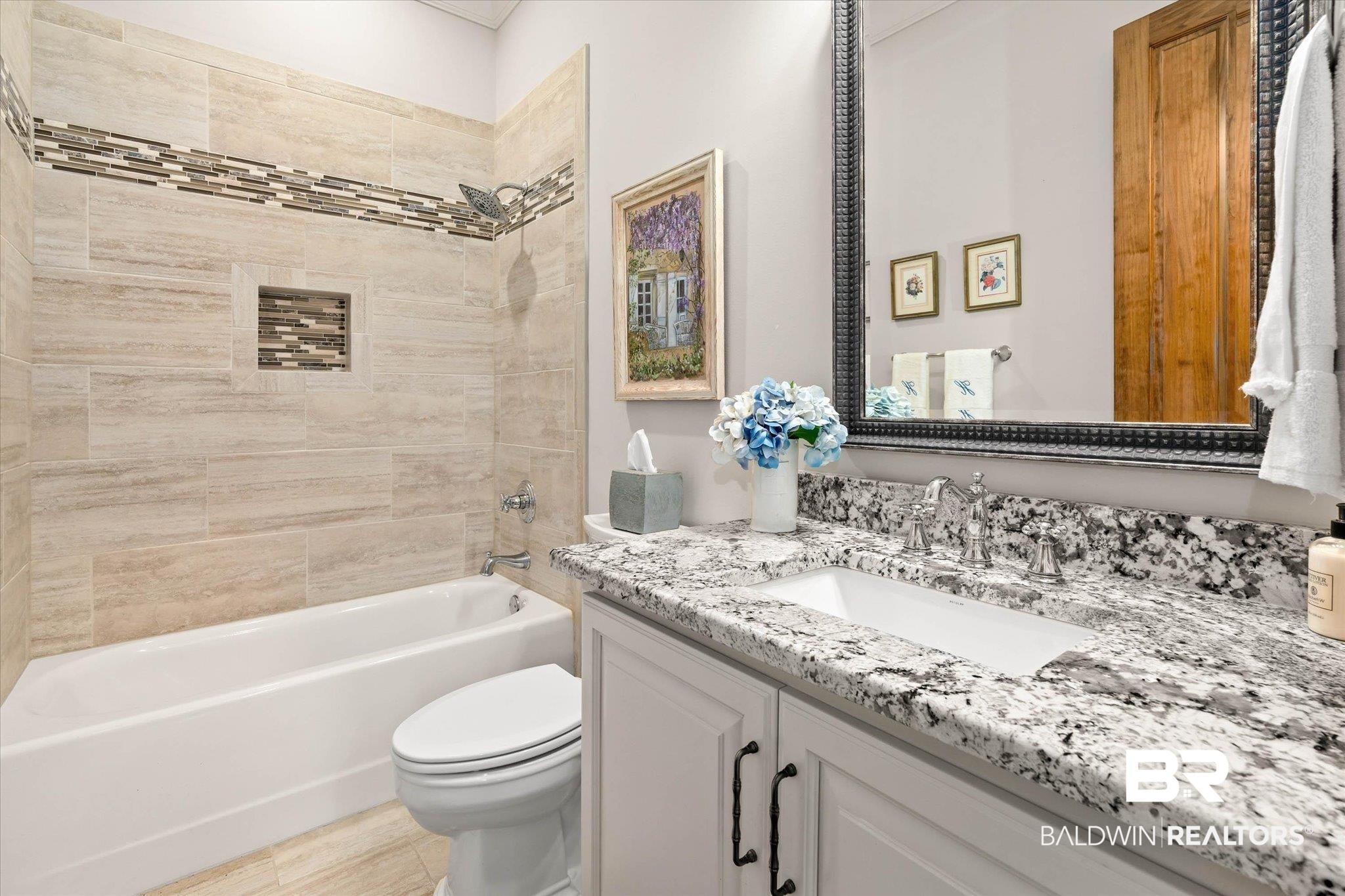 561 Falling Water Boulevard Fairhope, AL 36532 - Photo 24 of 45 Bath 3