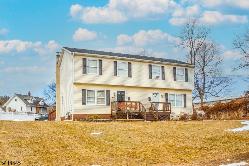 46 Walnut Street Pompton Lakes, NJ 07442 - Photo 17 of 22