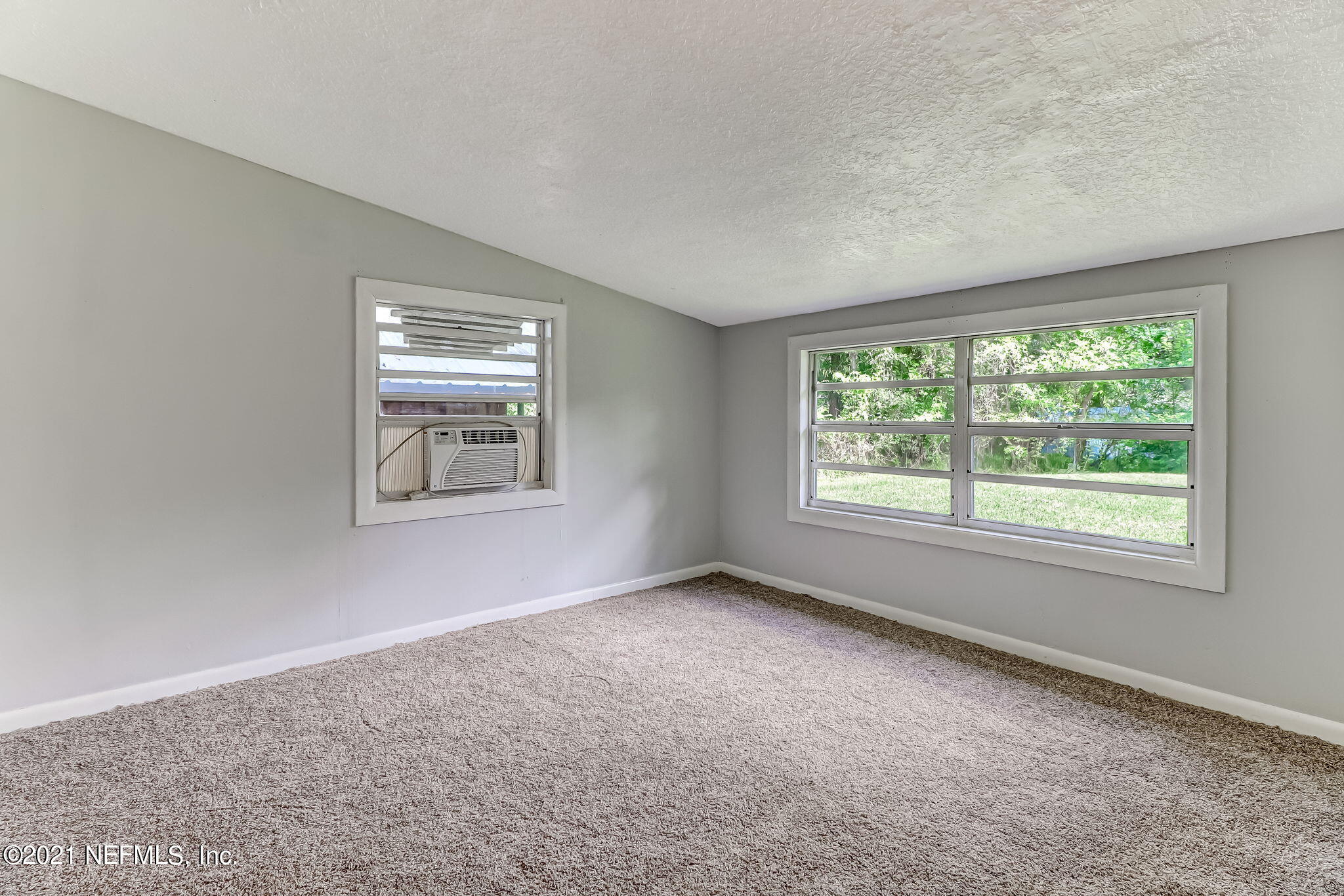 541754 Lem Turner Road Callahan, FL 32011 - Photo 20 of 27 an empty room with windows