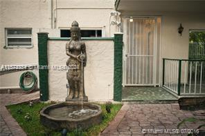 1777 Michigan Ave Unit 207