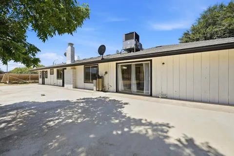 $599,999 | 2520 North Temperance Avenue, Fresno, CA 93737