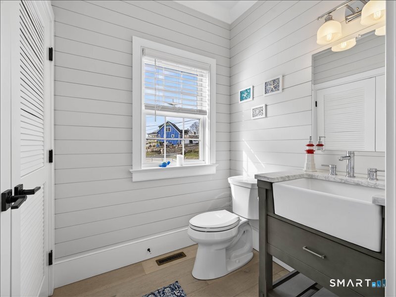 27 Jerome Road New London, CT 06320 - Photo 16 of 57