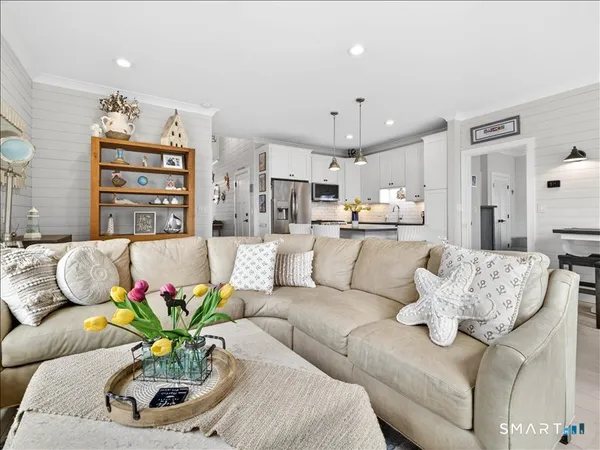 $1,355,000 | 27 Jerome Road, New London, CT 06320