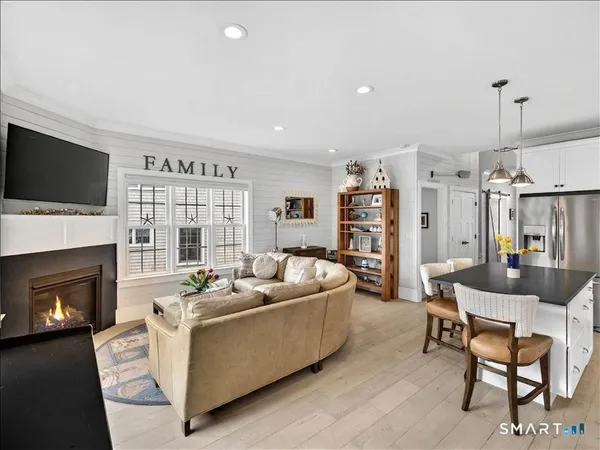 $1,355,000 | 27 Jerome Road, New London, CT 06320