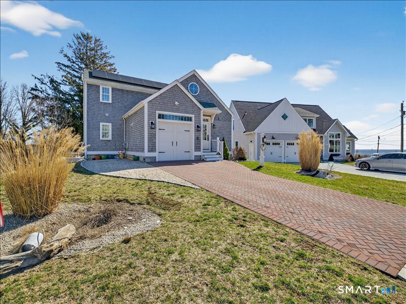 27 Jerome Road New London, CT 06320 - Photo 4 of 39