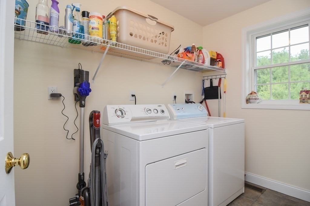 10 Cooperage Way Townsend, MA 01469 - Photo 11 of 34