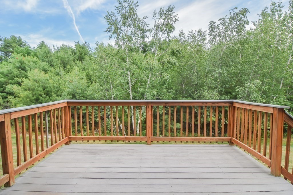 10 Cooperage Way Townsend, MA 01469 - Photo 16 of 34