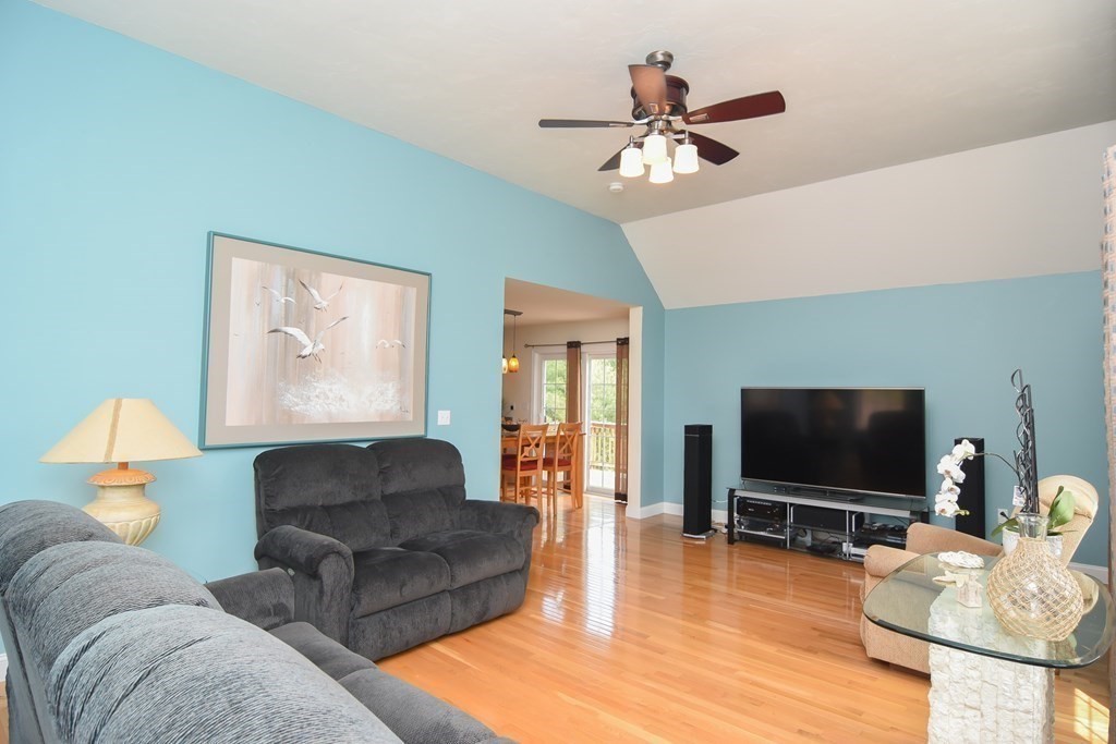 10 Cooperage Way Townsend, MA 01469 - Photo 21 of 34