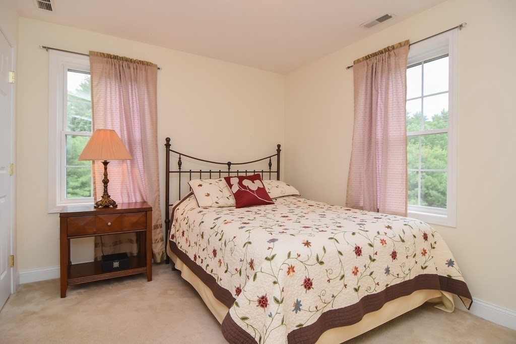 10 Cooperage Way Townsend, MA 01469 - Photo 27 of 34