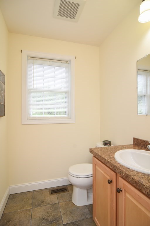 10 Cooperage Way Townsend, MA 01469 - Photo 10 of 34