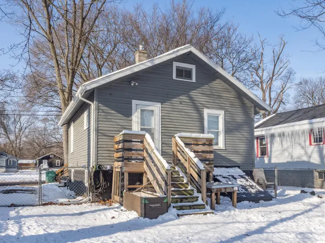 $90,000 | 1910 North Rose Street, Kalamazoo, MI 49007