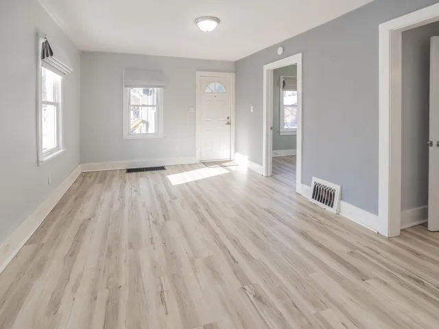 $90,000 | 1910 North Rose Street, Kalamazoo, MI 49007