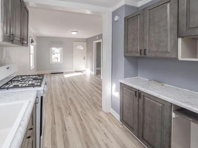 $90,000 | 1910 North Rose Street, Kalamazoo, MI 49007