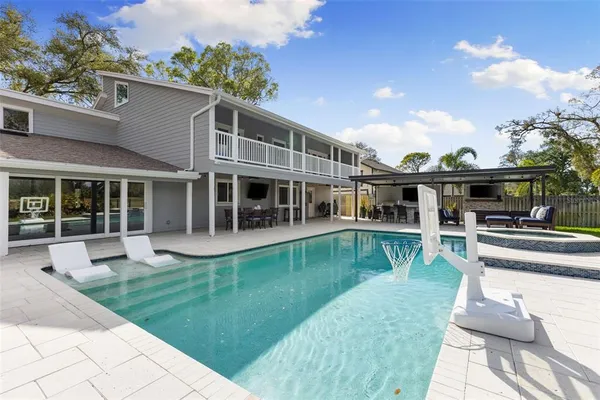 $1,199,000 | 4009 Priory Circle, Tampa, FL 33618
