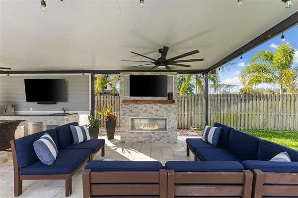 $1,199,000 | 4009 Priory Circle, Tampa, FL 33618