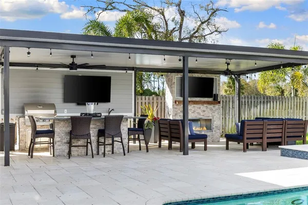 $1,199,000 | 4009 Priory Circle, Tampa, FL 33618