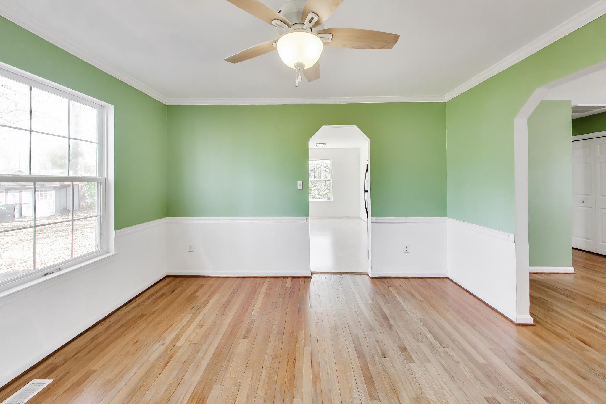 525 Stoakley Road Prince Frederick, MD 20678 - Photo 13 of 41 Dining room off of kitchen.