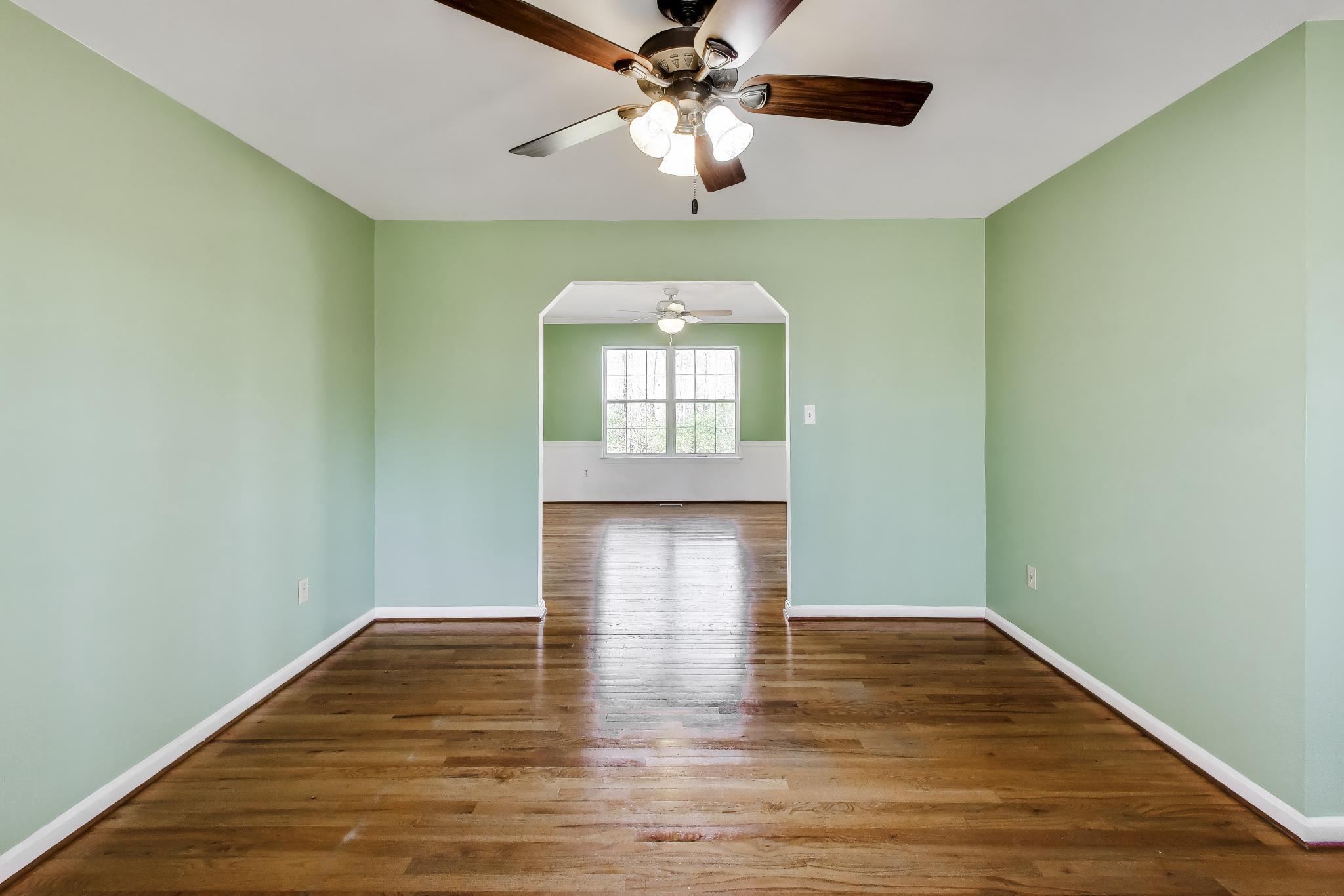 525 Stoakley Road Prince Frederick, MD 20678 - Photo 14 of 41 Dining room off of kitchen.