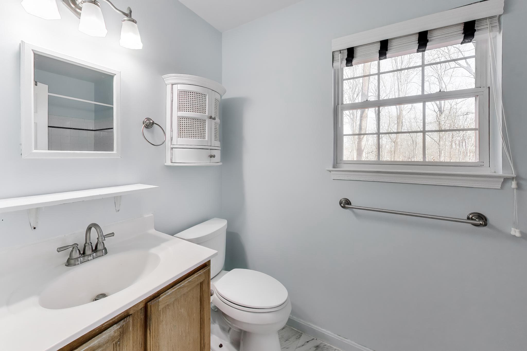 525 Stoakley Road Prince Frederick, MD 20678 - Photo 21 of 41 Primary bathroom.