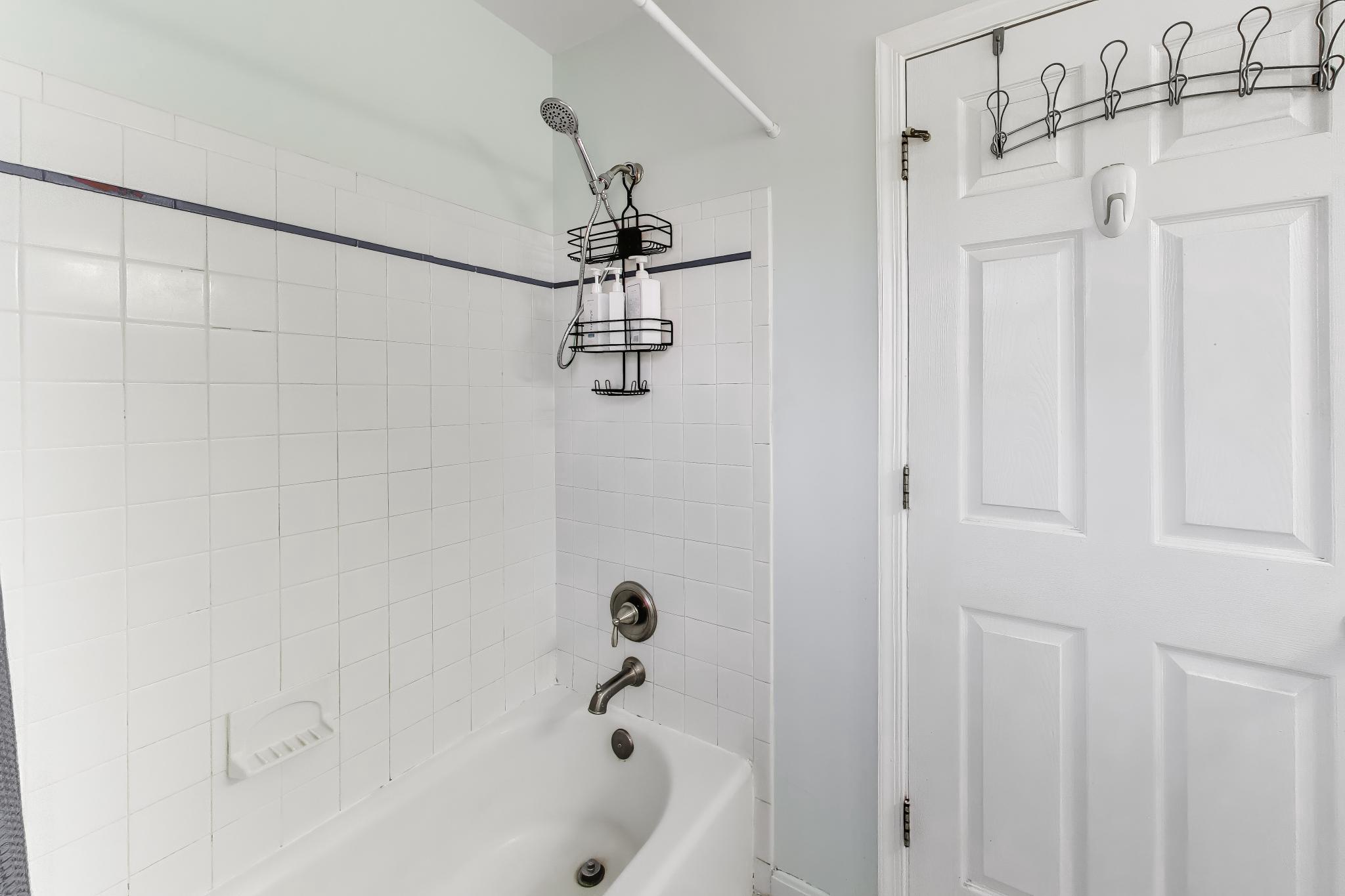 525 Stoakley Road Prince Frederick, MD 20678 - Photo 22 of 41 Primary bathroom.