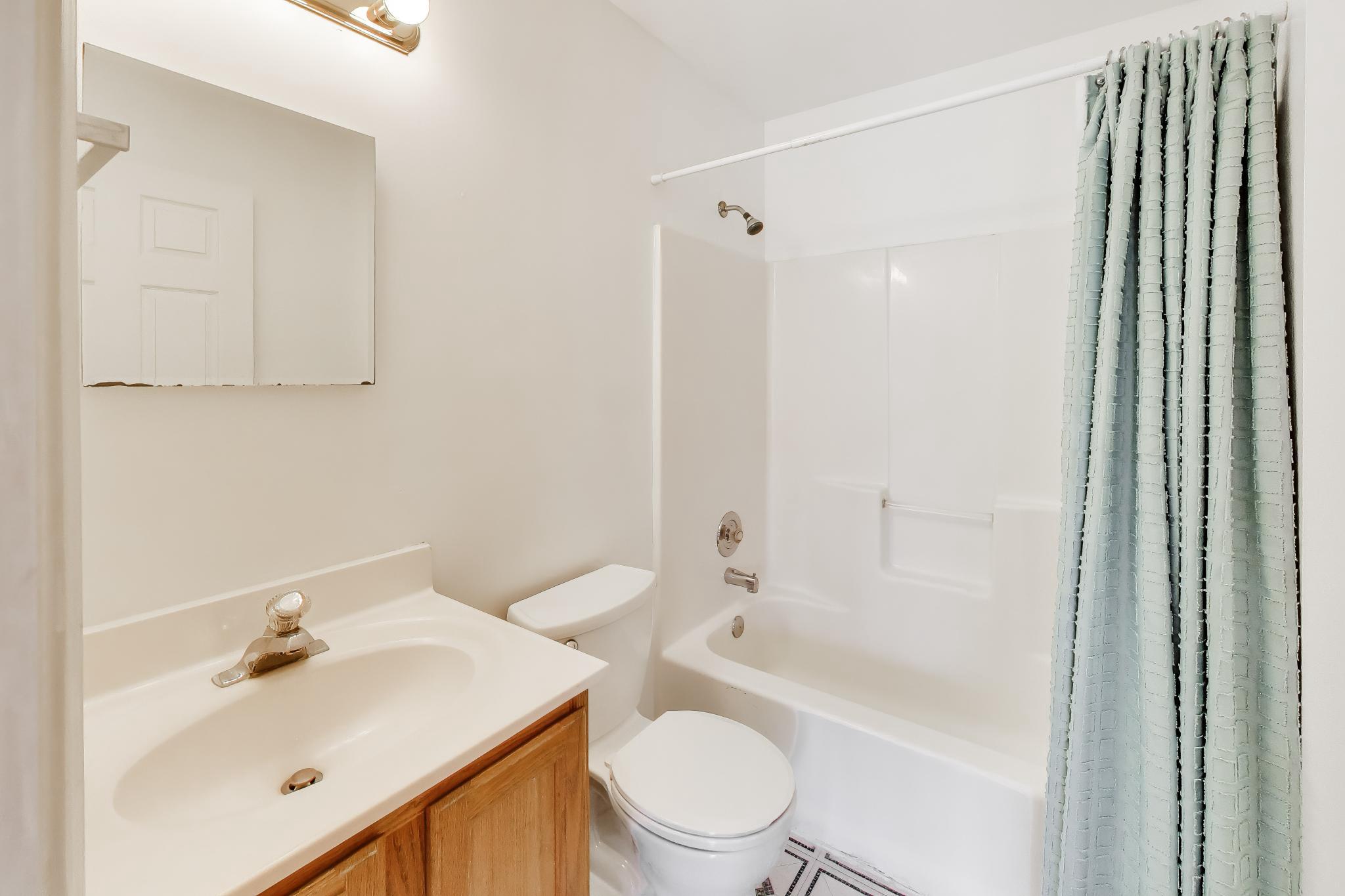 525 Stoakley Road Prince Frederick, MD 20678 - Photo 26 of 41 Guest/hall bathroom.