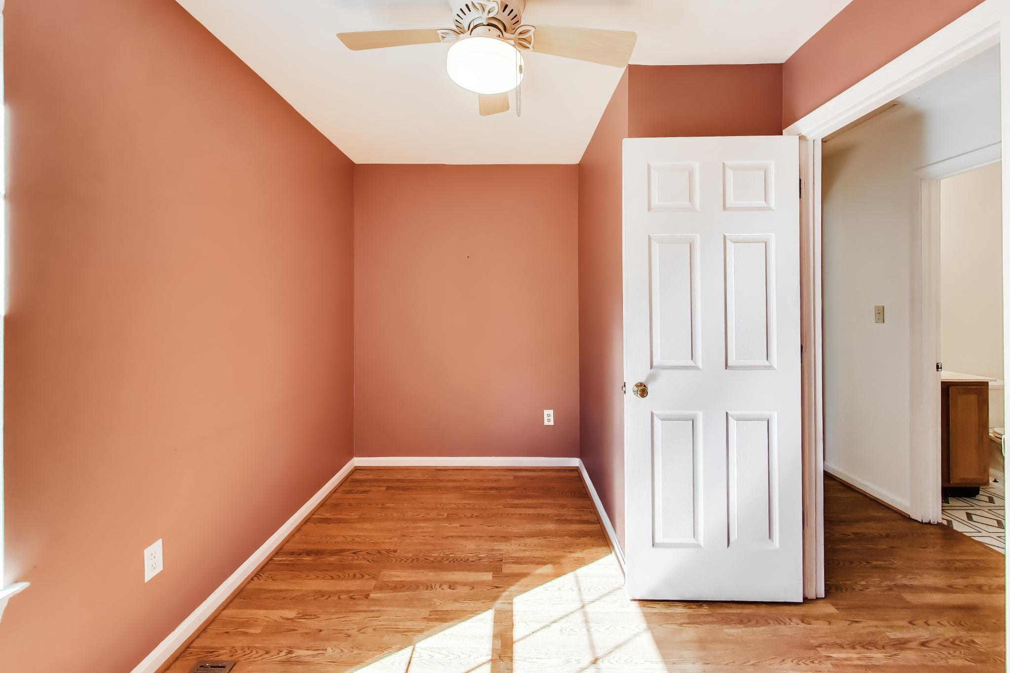 525 Stoakley Road Prince Frederick, MD 20678 - Photo 27 of 41 Guest bedroom 2/Office.