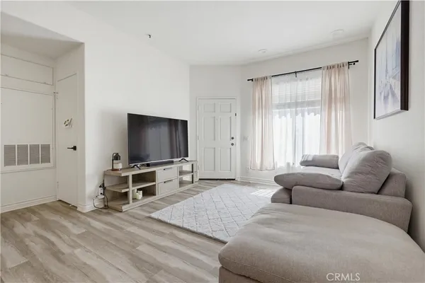 $699,900 | 102 Cinnamon Teal, Aliso Viejo, CA 92656