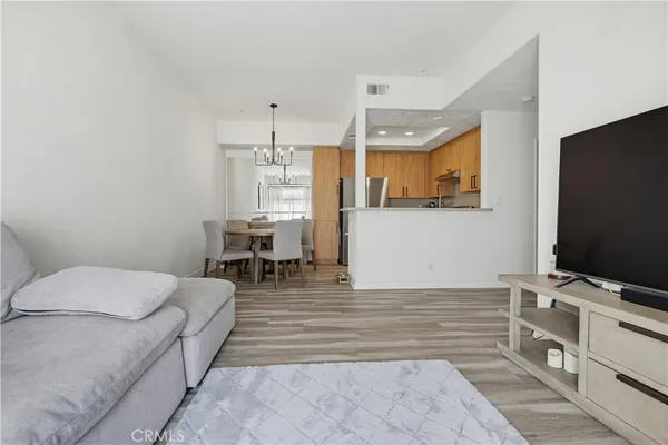 $699,900 | 102 Cinnamon Teal, Aliso Viejo, CA 92656