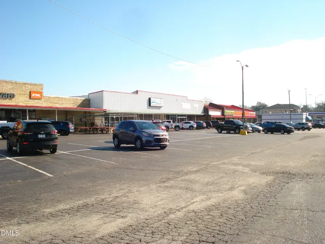 $225,000 | 202 North Wayne Avenue, Dunn, NC 28334