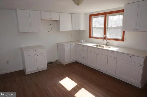 $2,724 | 250 East Chestnut Street, Norristown, PA 19401