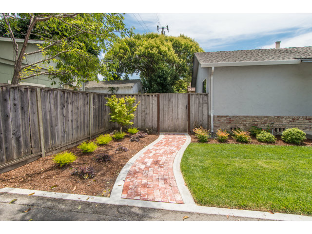 519 Piazza Drive Mountain View, CA 94043 - Photo 10 of 15 a view of a backyard with wooden fence