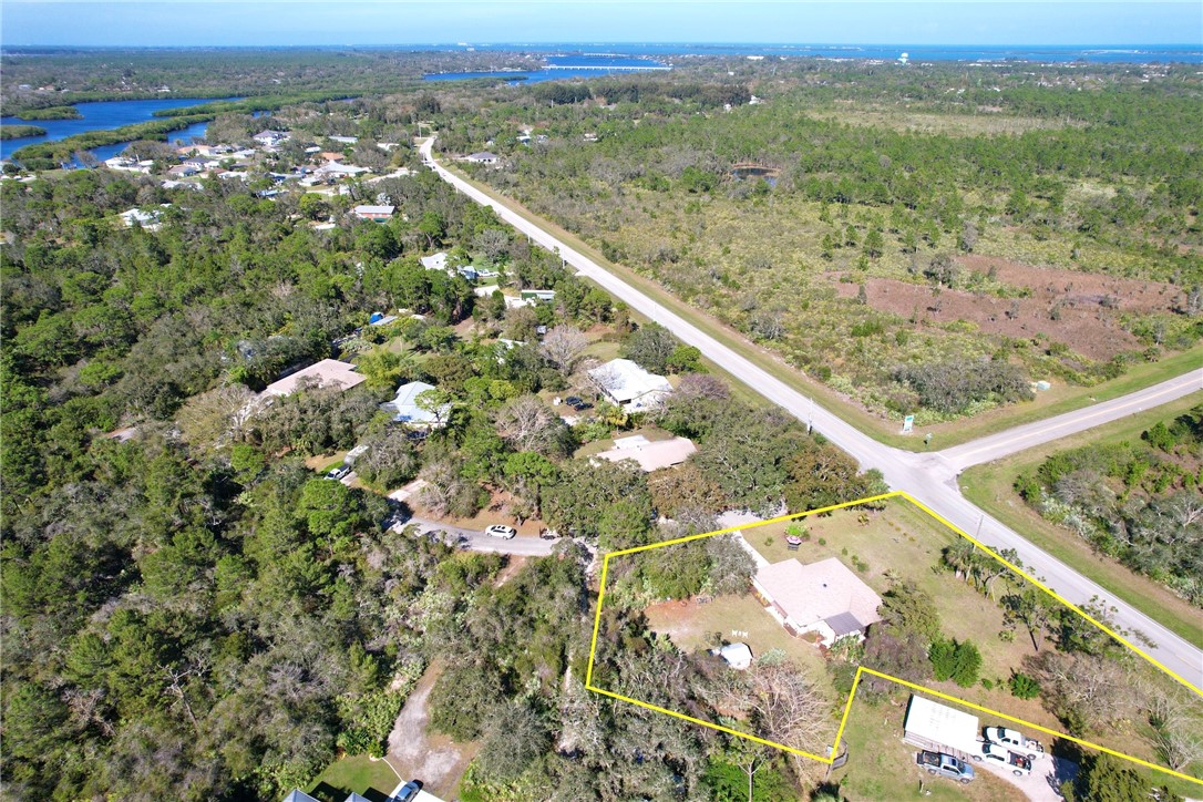 8205 Capewell Court Sebastian, FL 32958 - Photo 20 of 25 a view of a city from a balcony