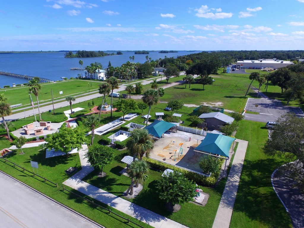 8205 Capewell Court Sebastian, FL 32958 - Photo 22 of 25 a view of a house with a garden