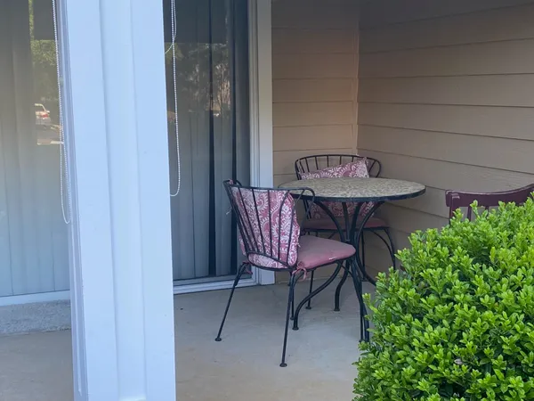 $149,900 | 2801 Chancellorsville Drive, Unit 906, Tallahassee, FL 32312