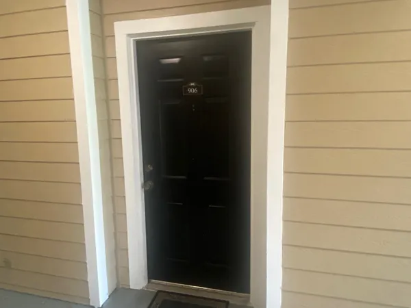 $149,900 | 2801 Chancellorsville Drive, Unit 906, Tallahassee, FL 32312