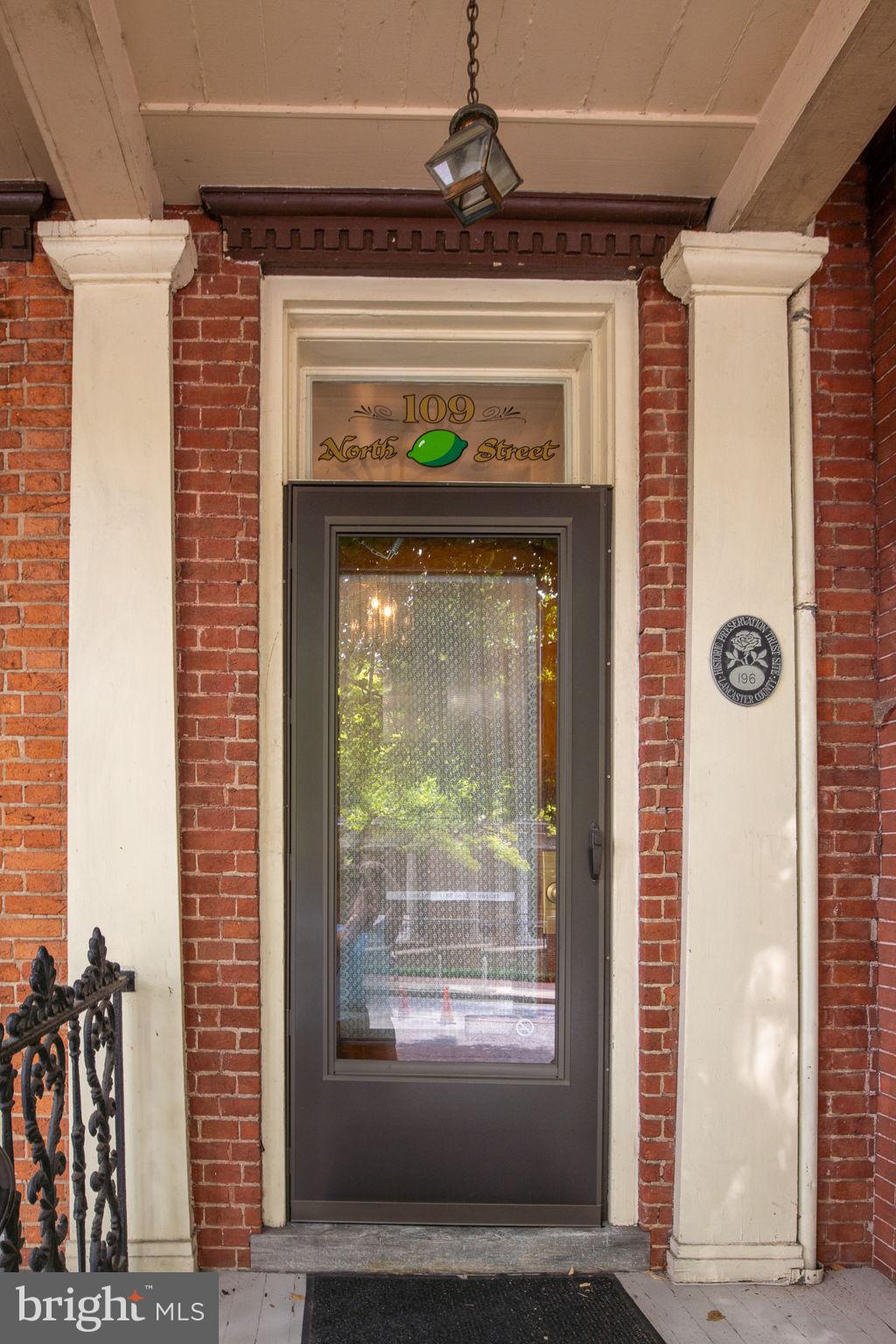 109 North Lime Street, Unit 2 Lancaster, PA 17602 - Photo 3 of 22