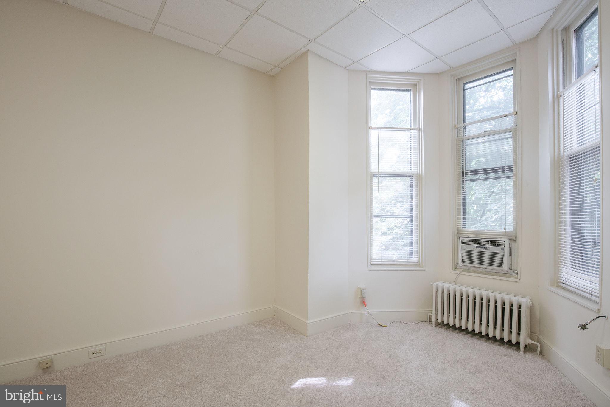 109 North Lime Street, Unit 2 Lancaster, PA 17602 - Photo 10 of 22 an empty room with windows