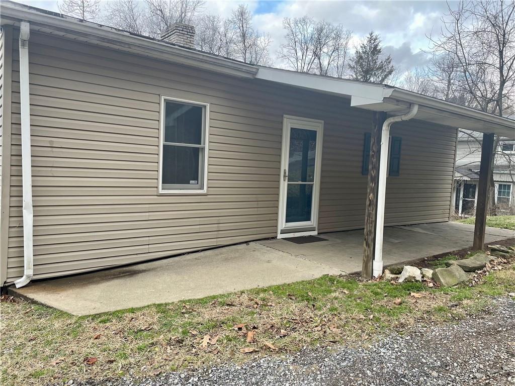 518 Stilley Road Clairton, PA 15025 - Photo 3 of 24 Gallery Image 3