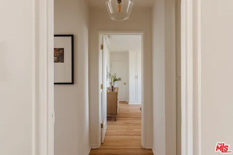 $699,000 | 2021 Hillhurst Avenue, Unit 9, Los Angeles, CA 90027