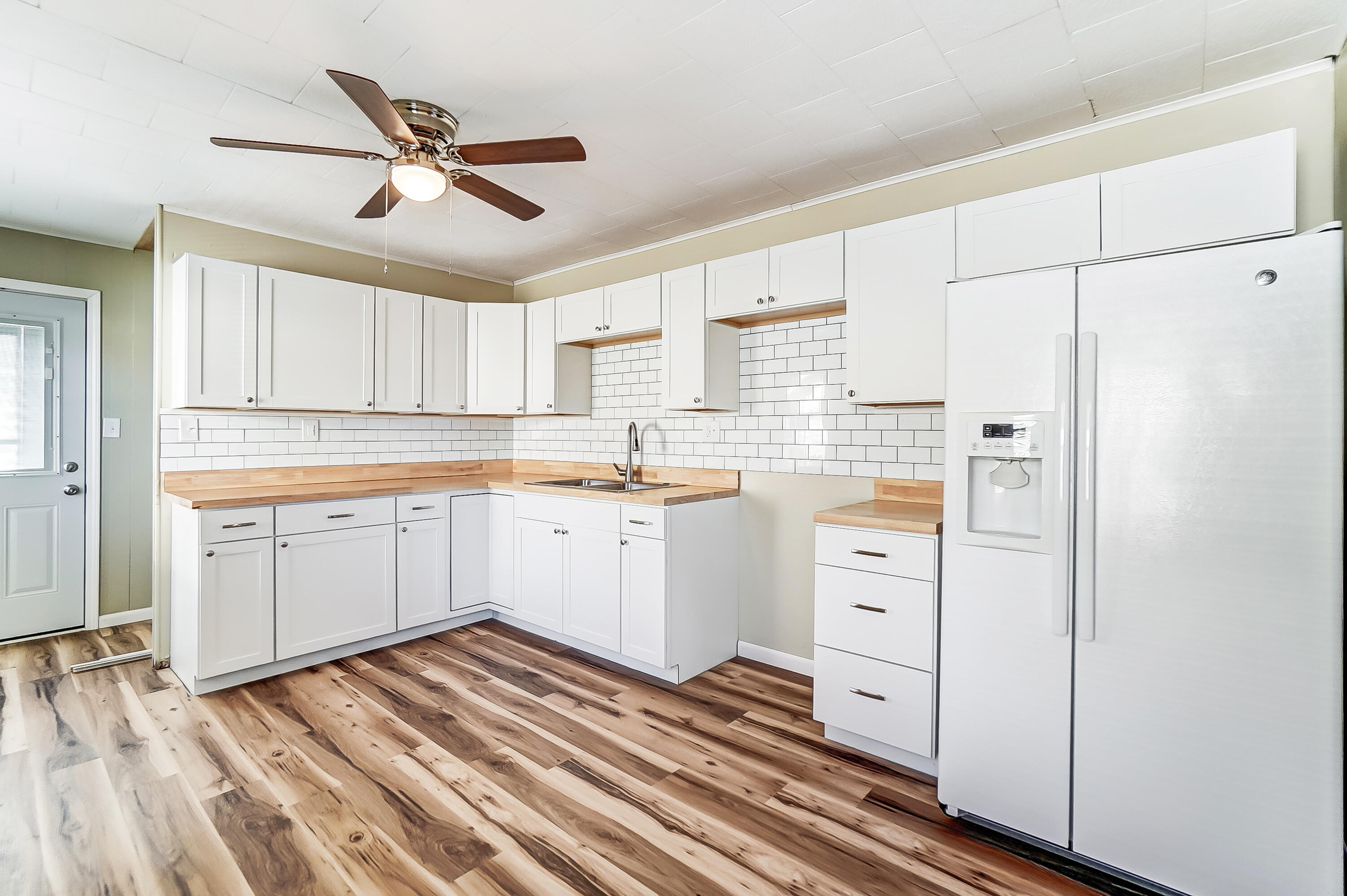 820 South Burnett Road Springfield, OH 45505 - Photo 9 of 25 Gallery Image 9