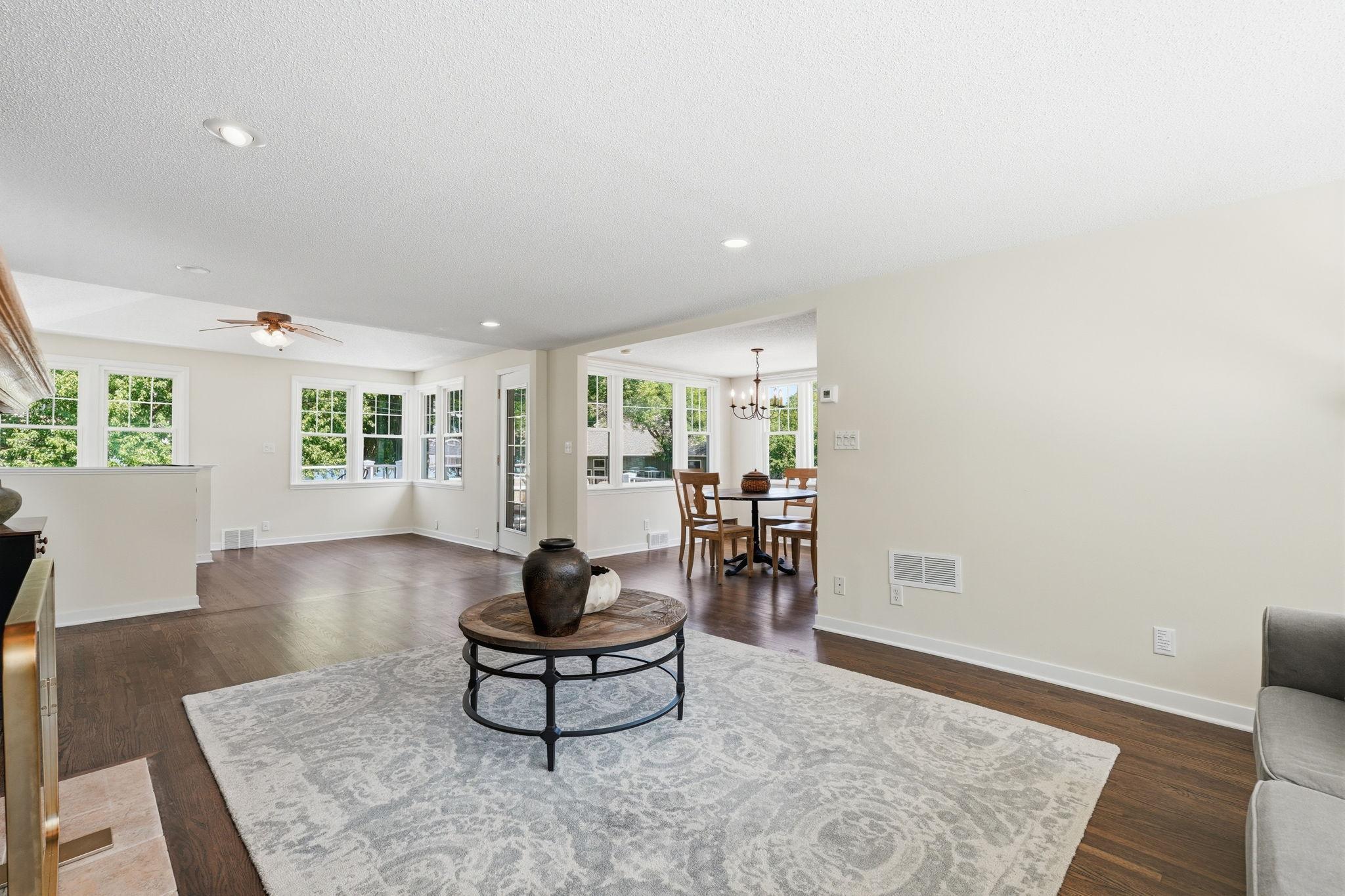 2800 Center Road Wayzata, MN 55391 - Photo 8 of 35 Gallery Image 8