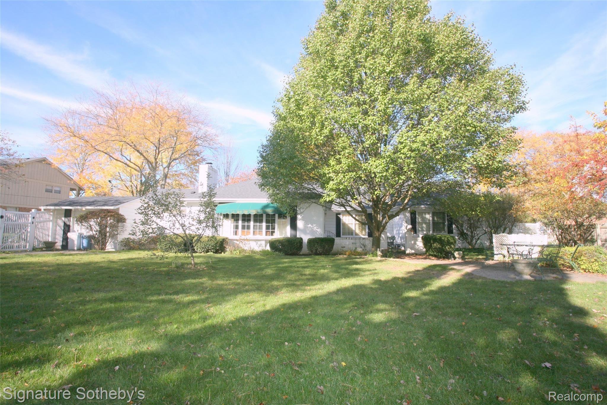 5458 Provincial Road Grand Blanc, MI 48439 - Photo 27 of 37 Exterior Back