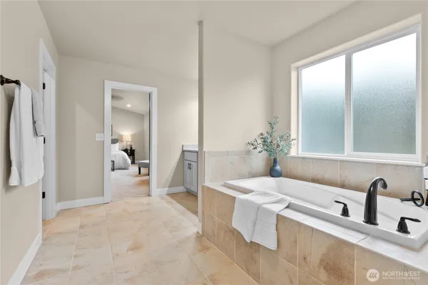 $969,999 | 3118 290th Street South, Roy, WA 98580