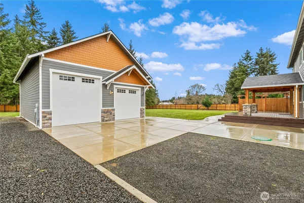 $969,999 | 3118 290th Street South, Roy, WA 98580