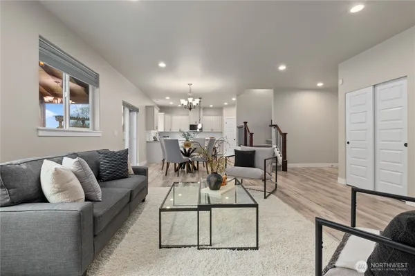 $969,999 | 3118 290th Street South, Roy, WA 98580