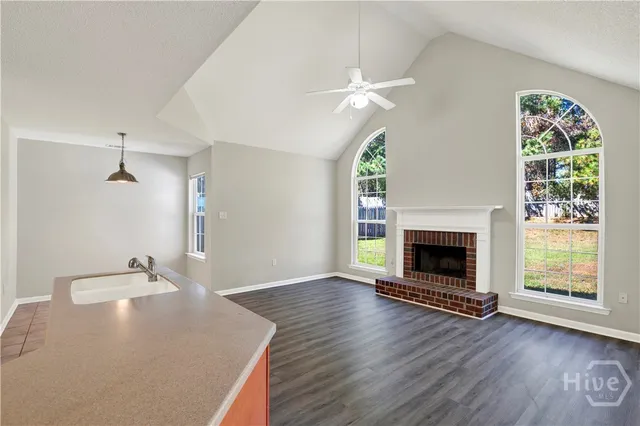 $2,400 | 387 Shady Hill Circle, Richmond Hill, GA 31324