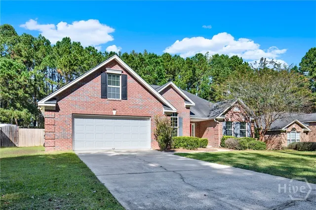 $2,400 | 387 Shady Hill Circle, Richmond Hill, GA 31324