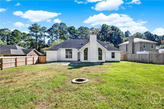 $2,400 | 387 Shady Hill Circle, Richmond Hill, GA 31324